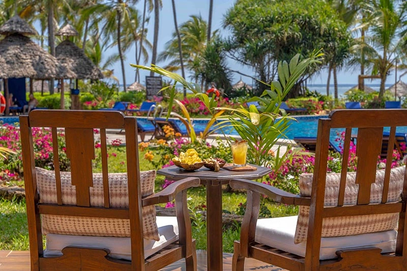Breezes Beach Club - 7